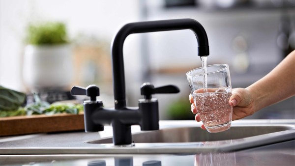 Pesticides and PFAS: Researchers find thousands of chemicals in our groundwater