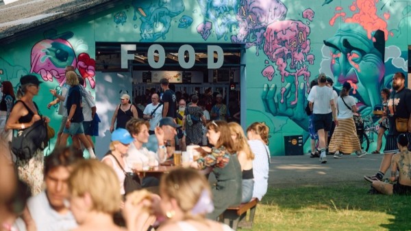 Roskilde Festival cementerer sin grønne profil: Økologisk og nu også Svanemærket