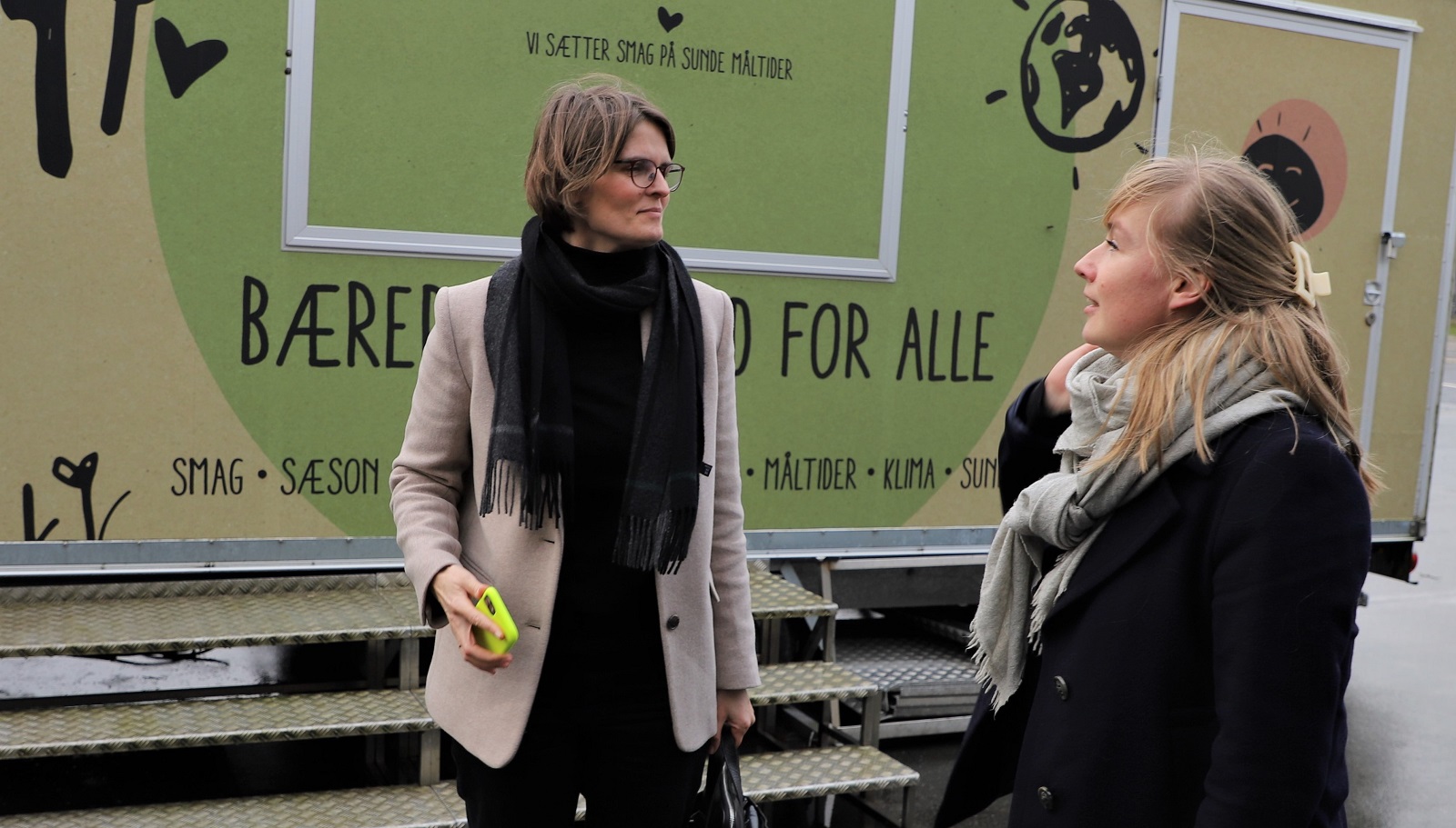 Mie-Reihs-Hegnar-og-Hannah-Tinggaard-foto-Jakob-Brandt.JPG