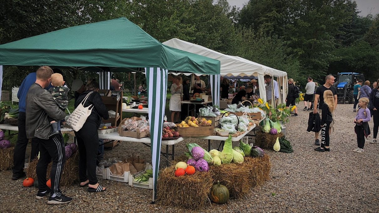 Høstmarkedsboder på Stengården