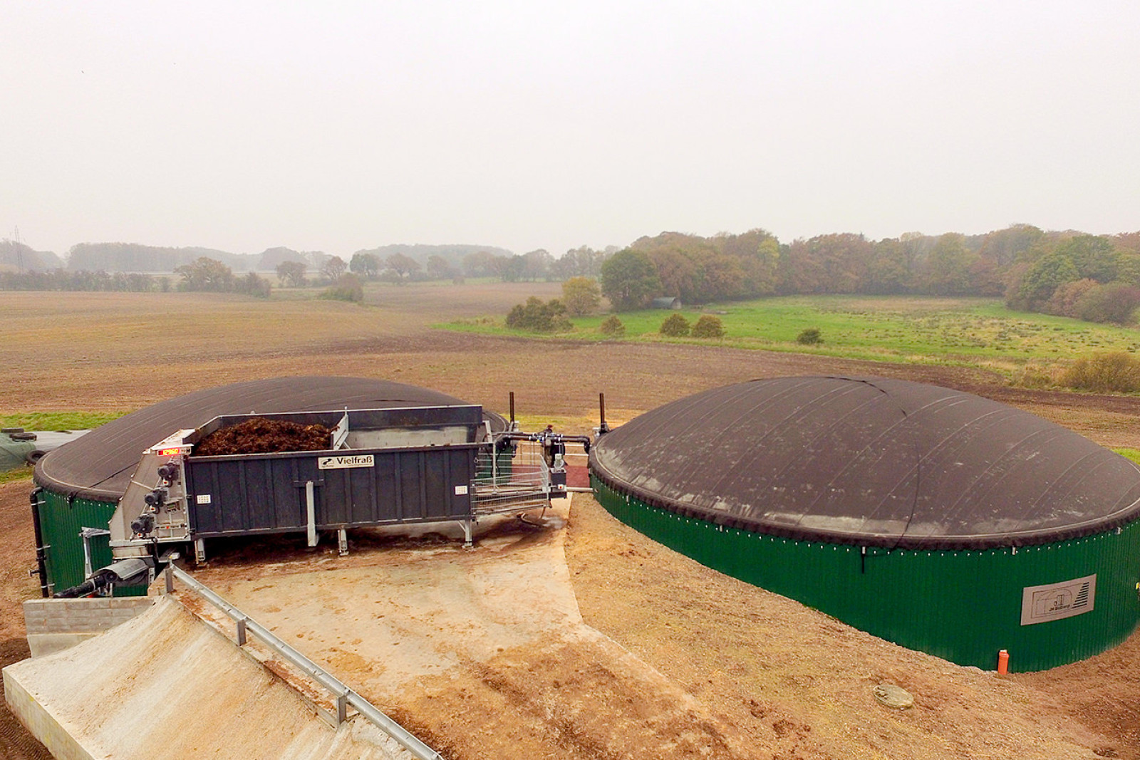 Biogasanlæg set fra luften