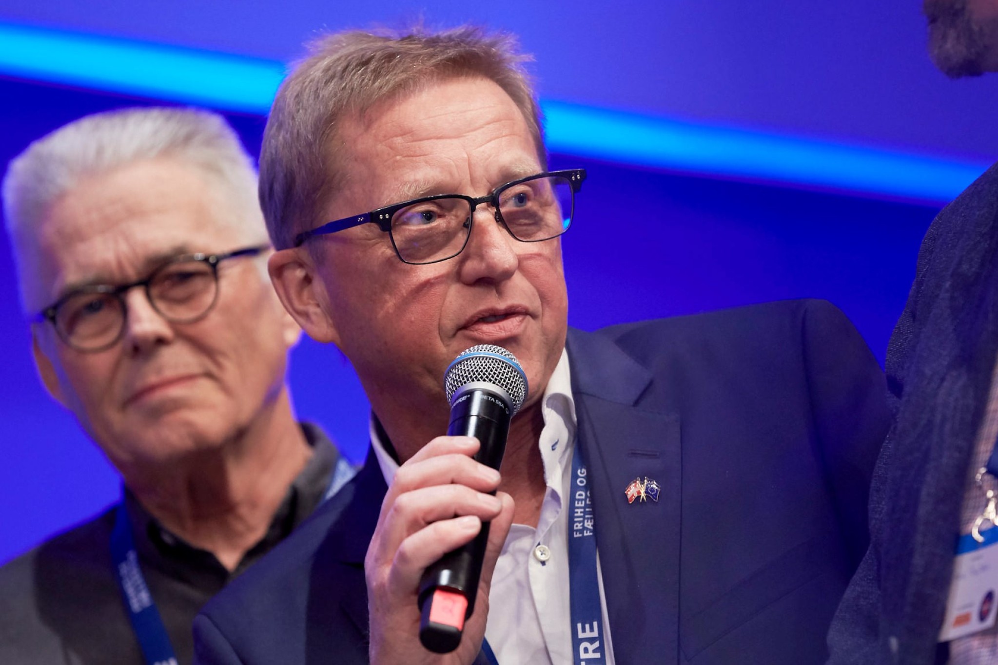 Asger Christensen EU-parlamentariker for Venstre taler i en mikrofon