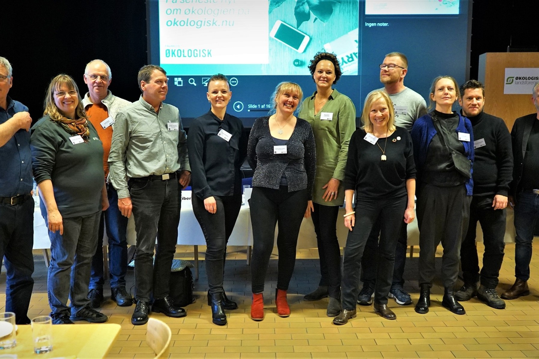 Et billede af hele bestyrelsen ifm. generalforsamlingen 2020