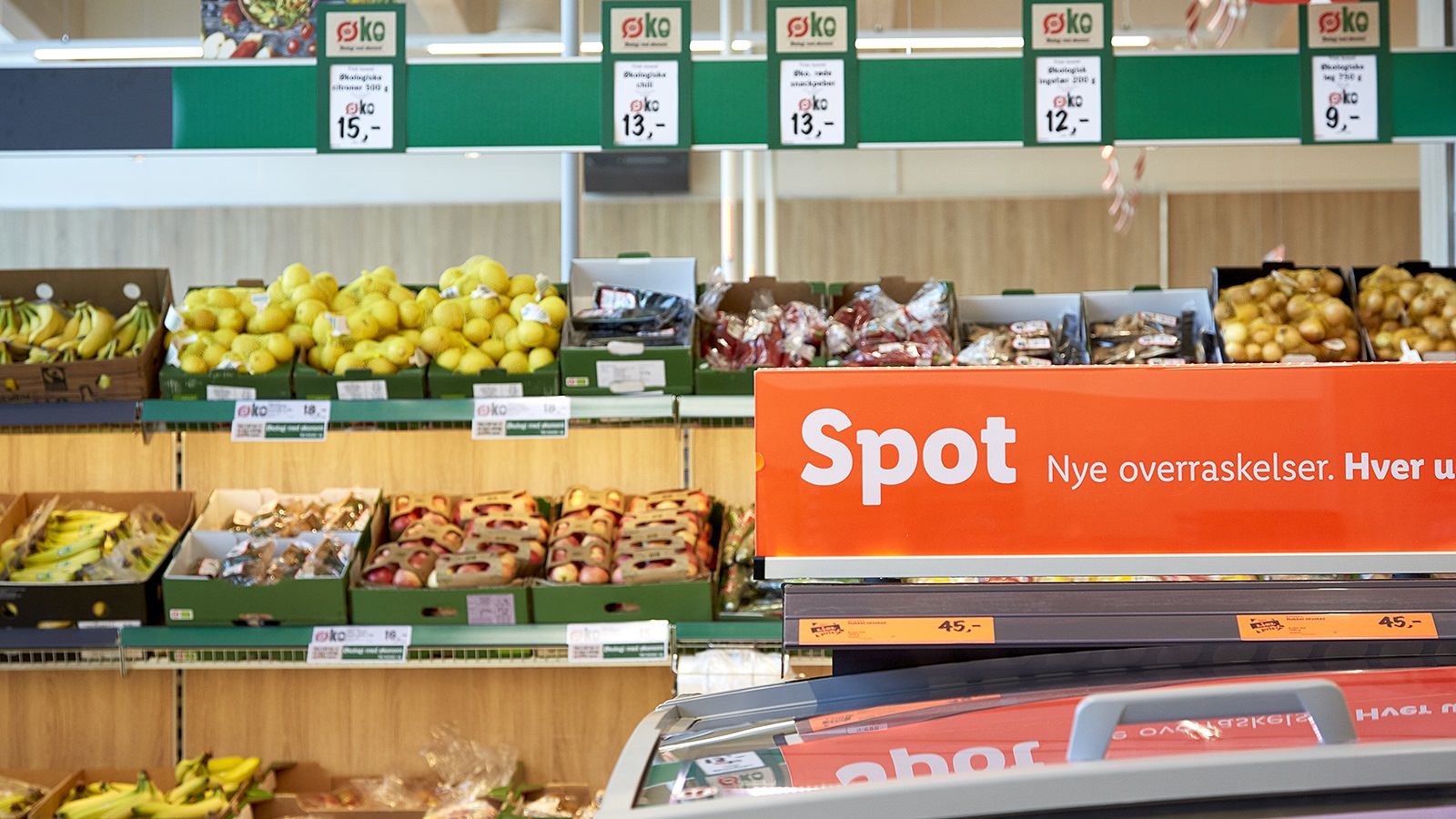 Frugt og grønt afdeling i Lidl-butik