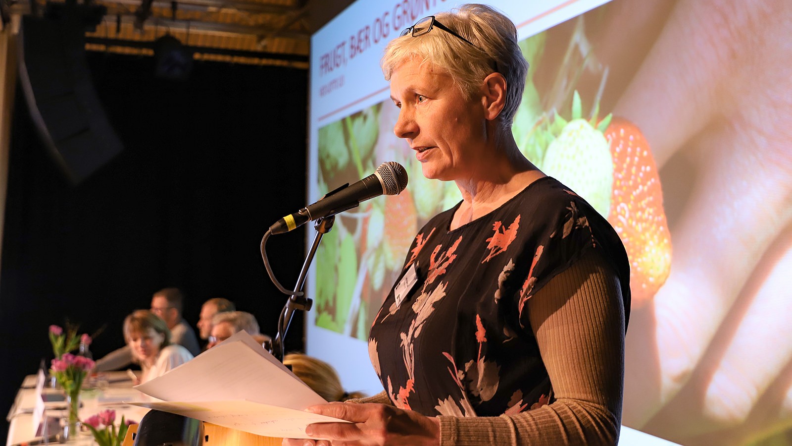 Lotte Lei på talerstolen