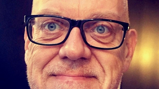 Claus Brandstrup arbejder i Odense Kommune som leder af 40 medarbejdere i kommunens personalekantiner