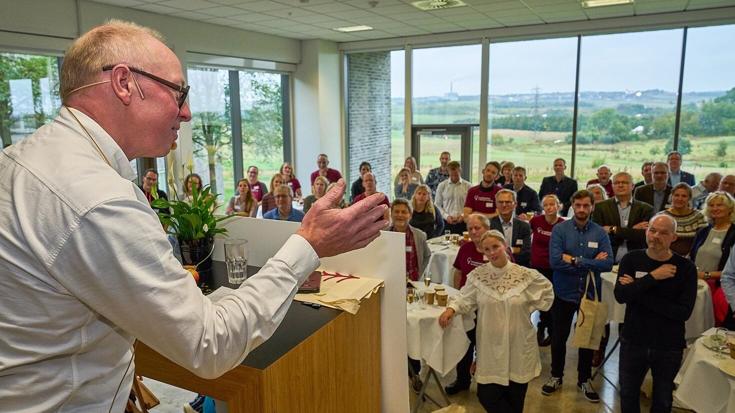 Hans Erik Jørgensen, formand for Økologisektionen i Landbrug & Fødevarer og bestyrelsesmedlem i Innovationscenter for Økologisk Landbrug, betegner stiftelsen af centret som en kærlighedshistorie