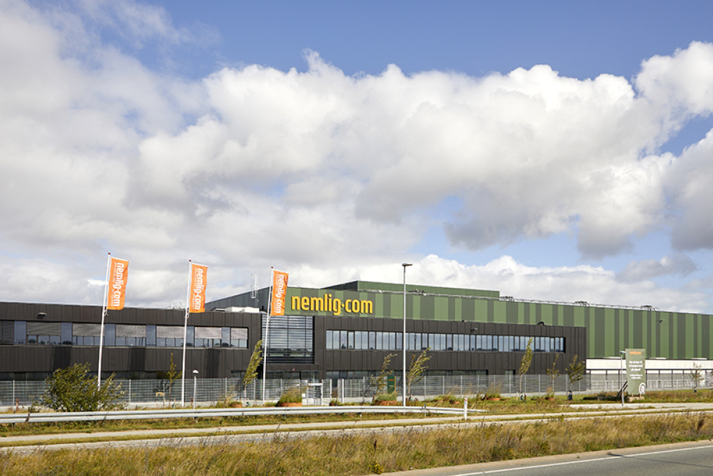 Facaden af Nemlig.com nye varehus i Aarhus