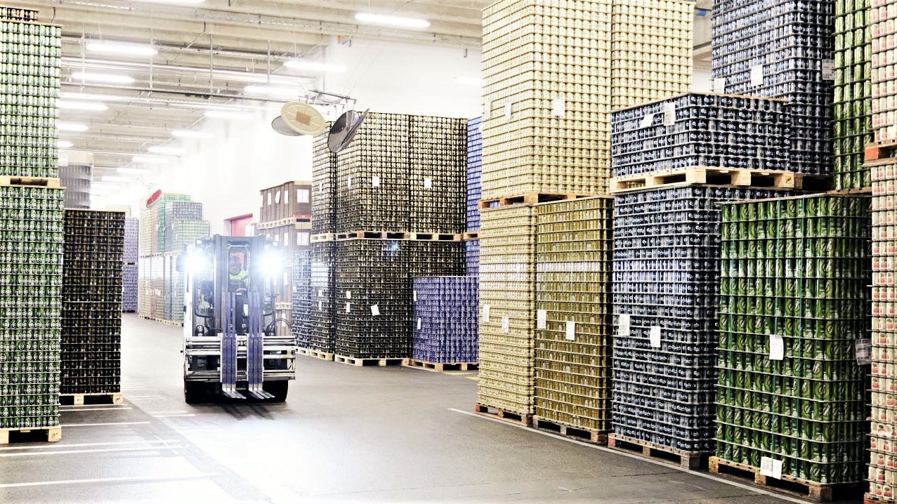 Tuborgs lager med øl i Fredericia bugner med øl på dåse