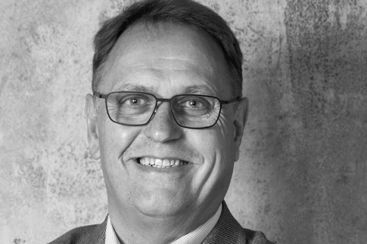 Portrætfoto af Jens Madsen