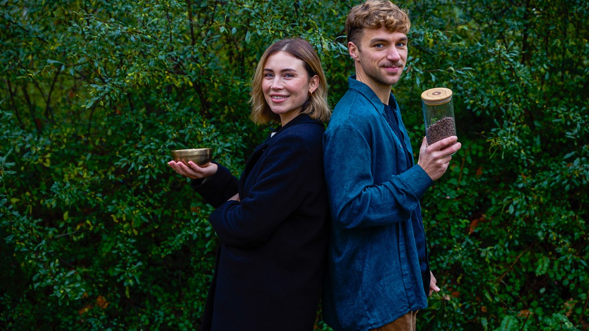 Julie Lovin, CMO, og Mads Lønnberg, CEO, står nu bag Nøddebazaren, som har eksisteret i 10 år