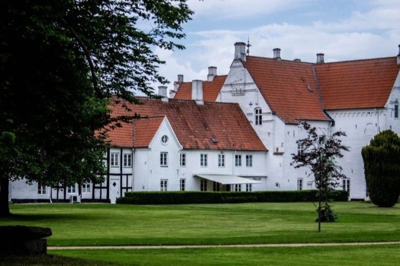 Tjele Gods hovedbygning