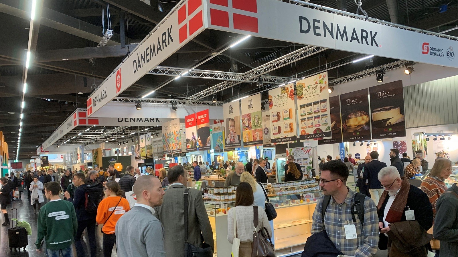 Den danske fællesstand på BioFach 2025 bliver et oplagt mødested for de professionelle køkkener fra DACH-regionen og de danske producenter, som gerne vil forsyne dem med økologiske plantebaserede fødevarer og grøntsager
