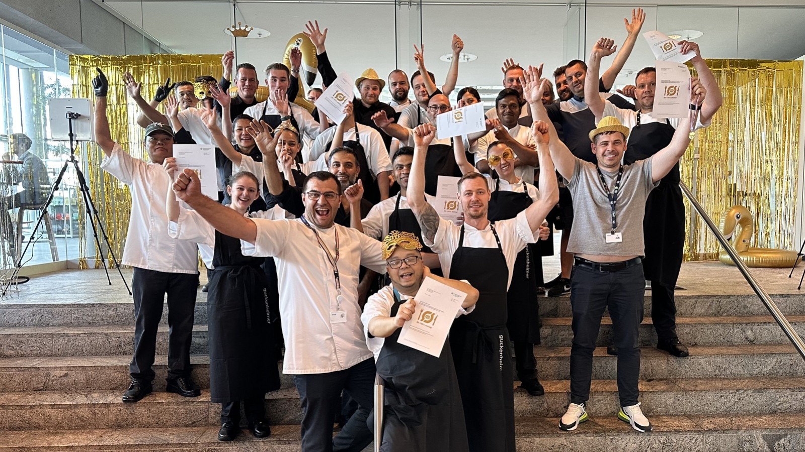 Personalet i Rambølls kantine i Ørestaden jubler over guldmærket