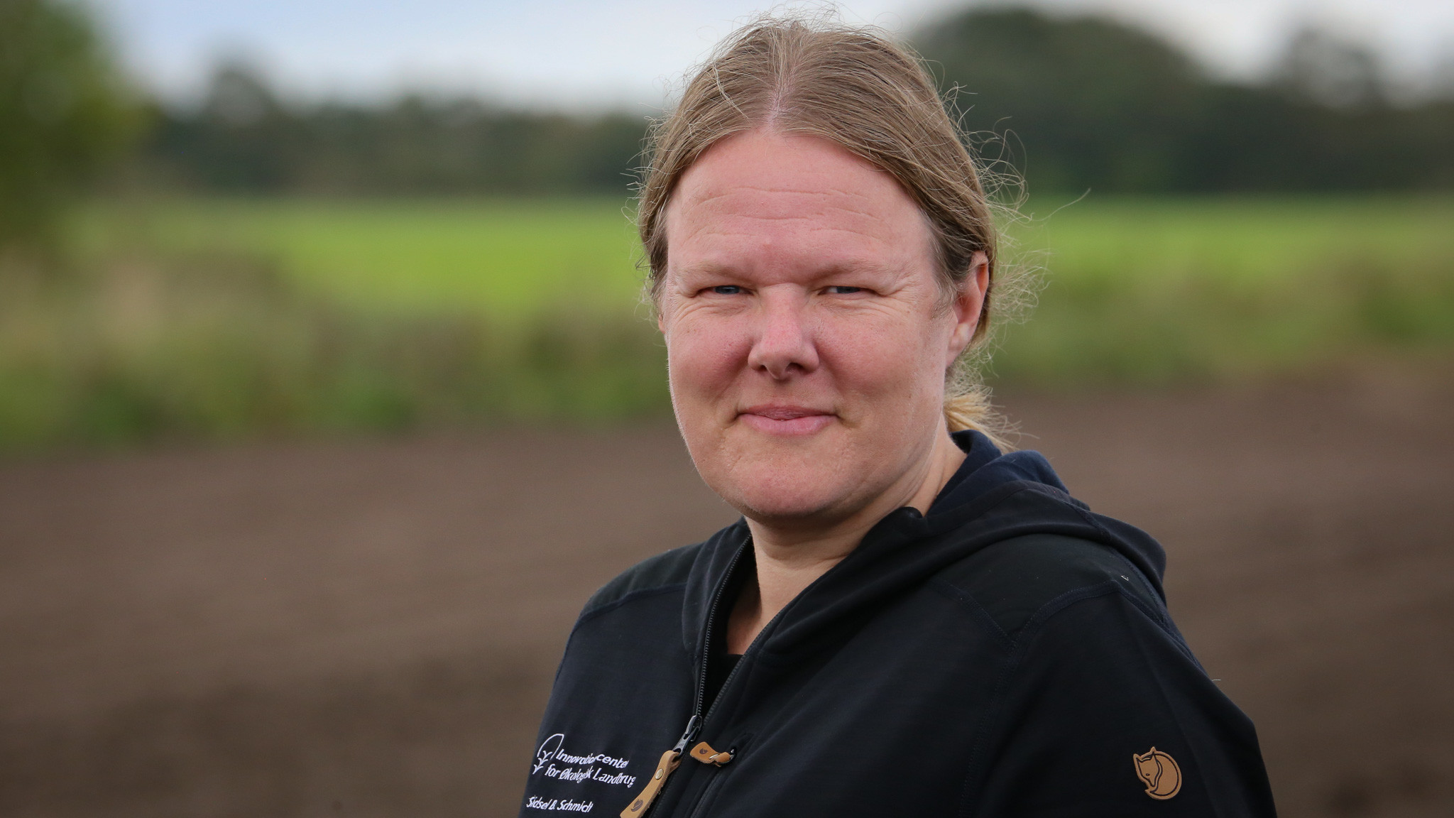 Sidsel Birkelund Schmidt er en af de specialkonsulenter, der planlægger og overvåger 'bland selv-forsøget' hos landmanden i Vadum