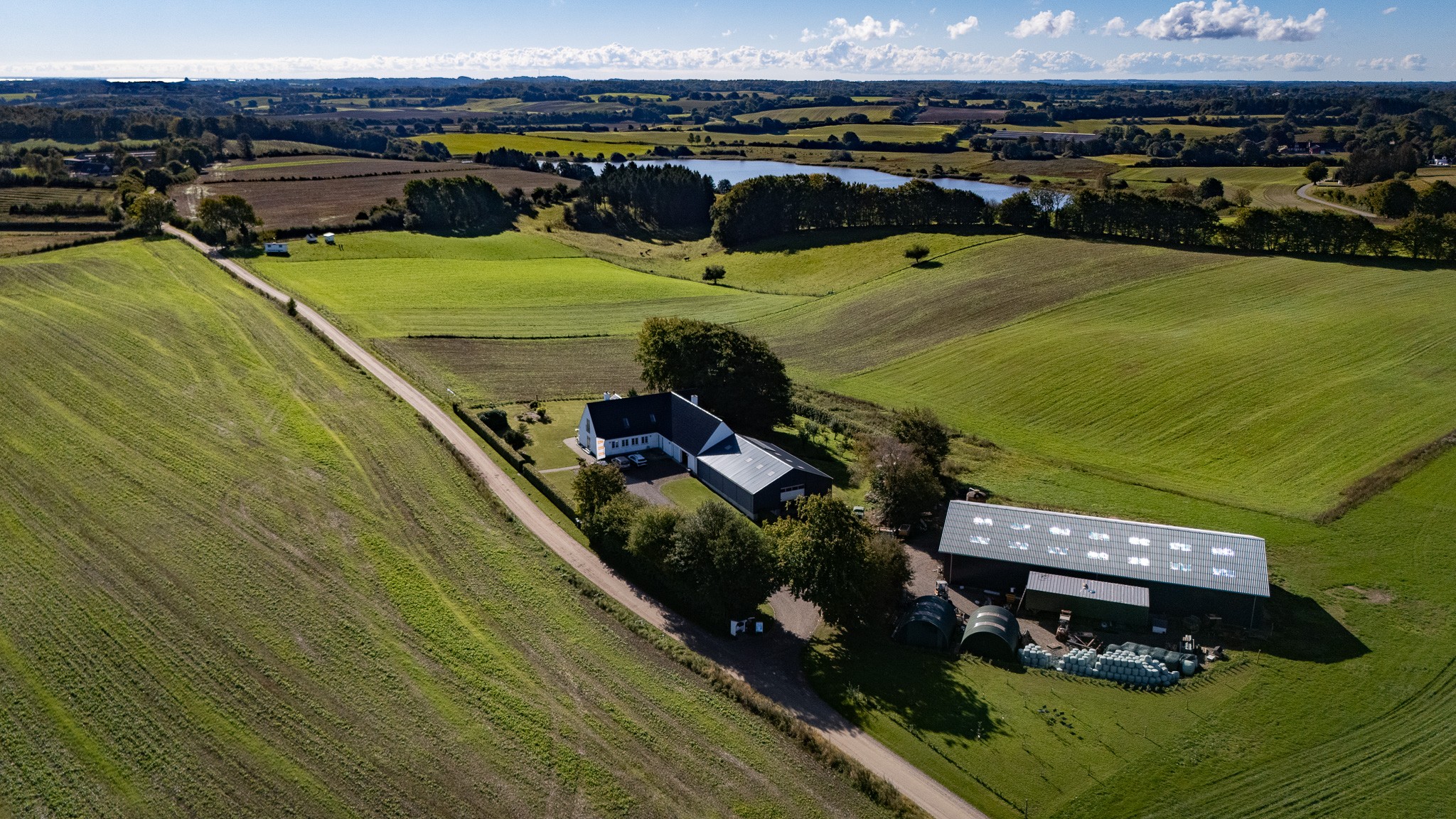 Økologisk og biodynamisk gård ved Vojens - ejerne er Charlotte og Henning Gabelgaard