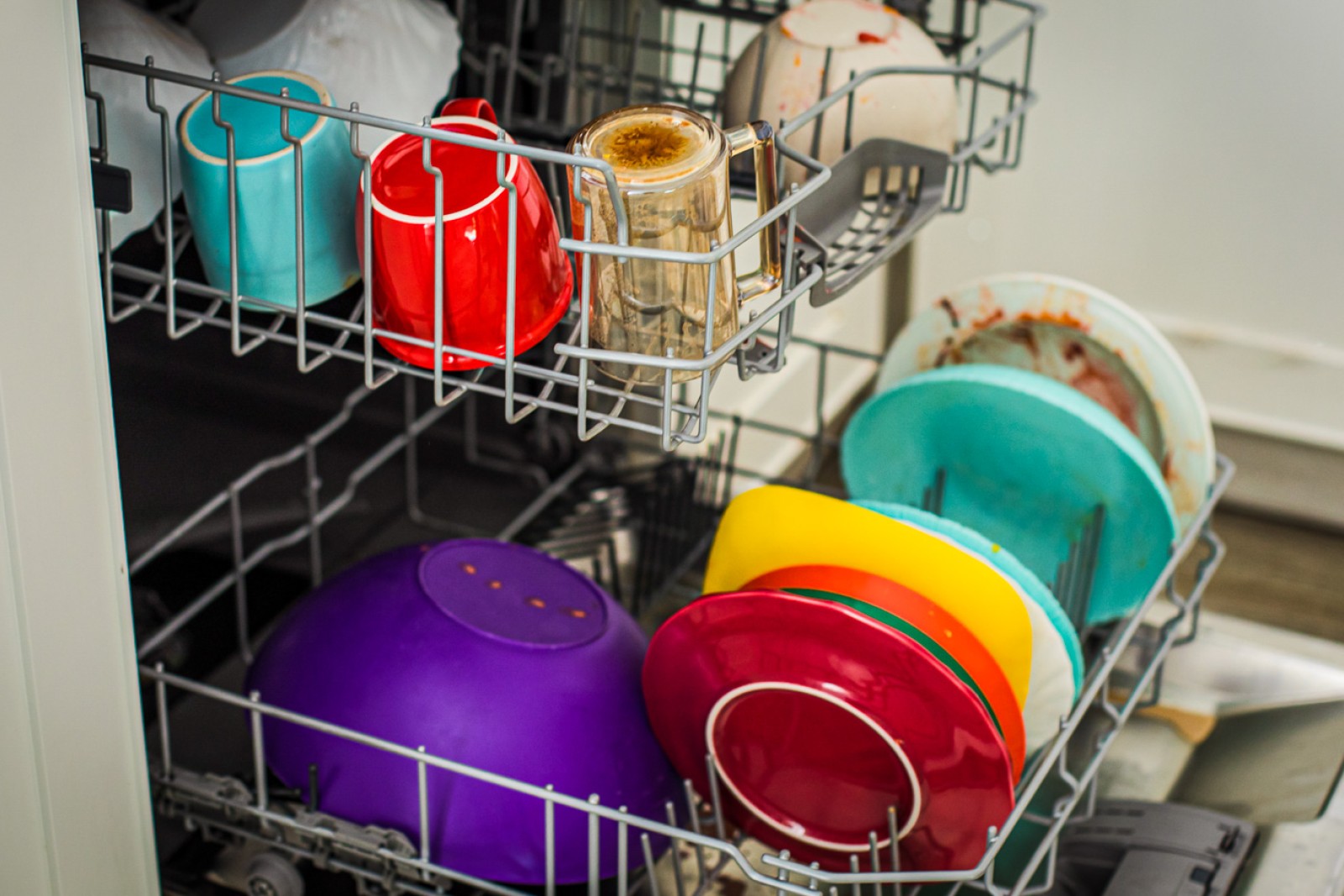 Beskidt service i en opvaskemaskine